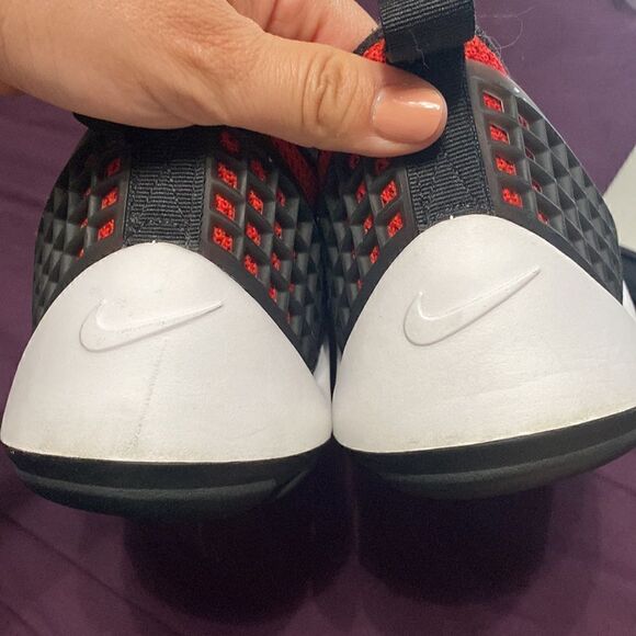 EUC Nike Men's Lunarestoa 2 Essential University Red / Black-Team Running Shoes - Picture 8 of 9